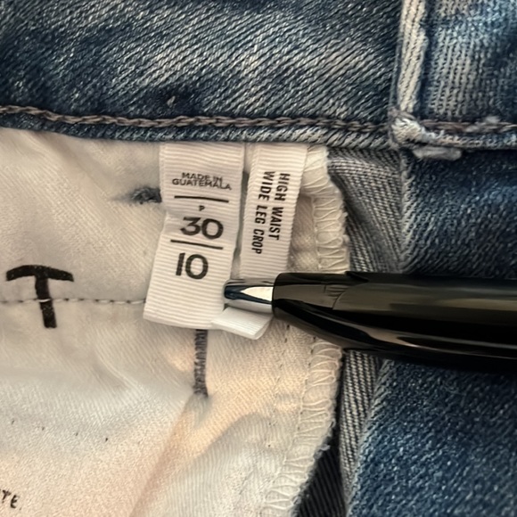 The Loft Jeans - Picture 7 of 7